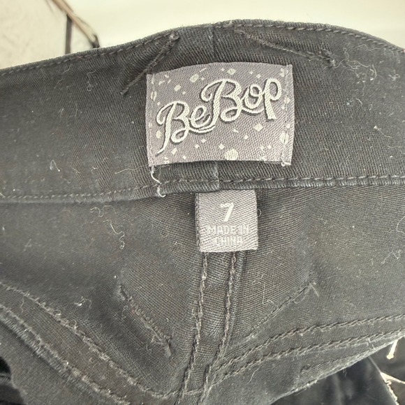 BeBop Black Denim Cutoff Shorts Frayed Hem Size 7 - Picture 3 of 6